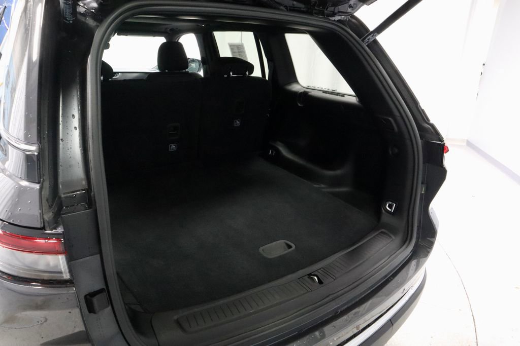 Used 2024 Jeep Grand Cherokee Laredo X w/ Luxury Tech Group I AWD/4WD image 13