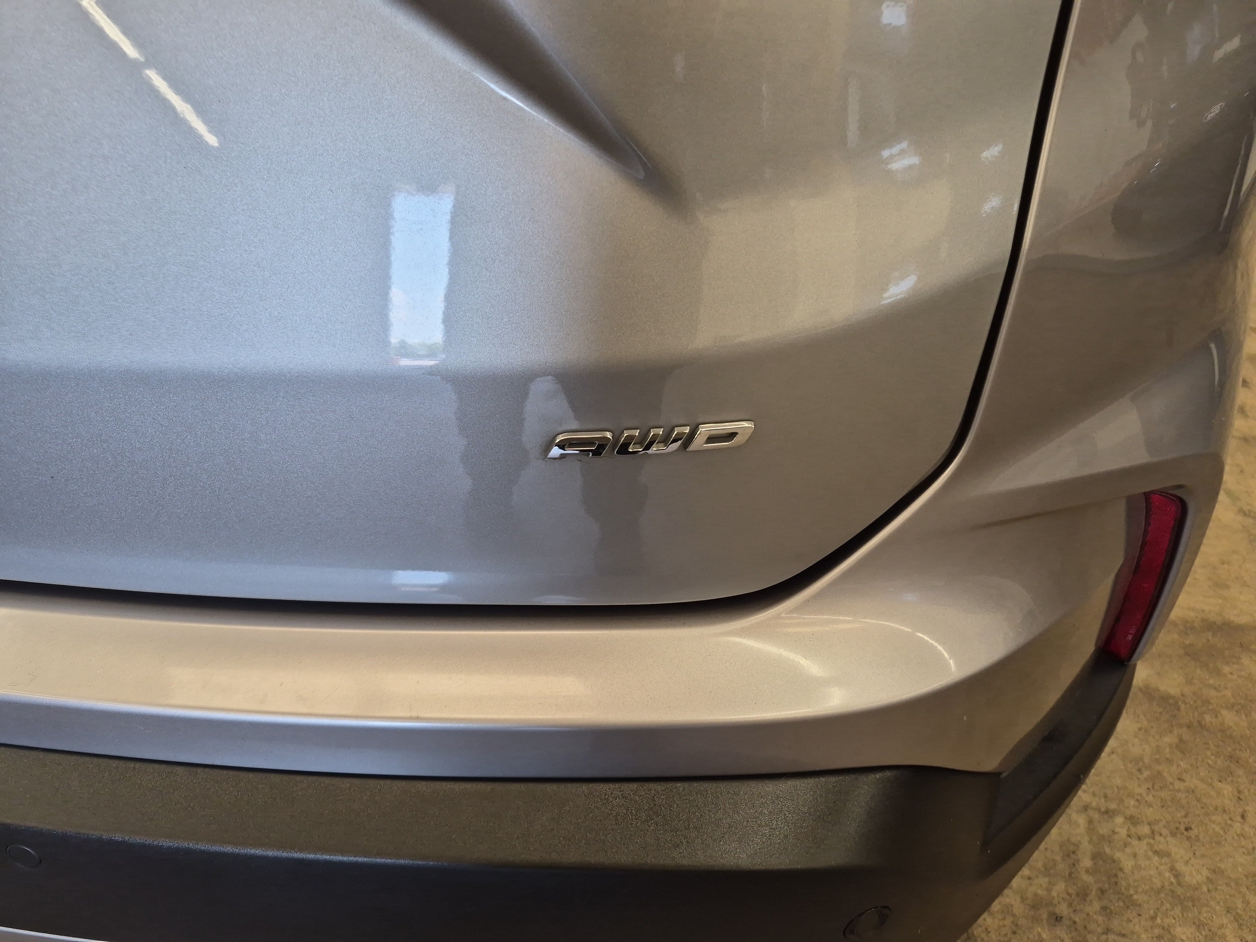 Certified 2024 Ford Edge Titanium AWD/4WD image 7