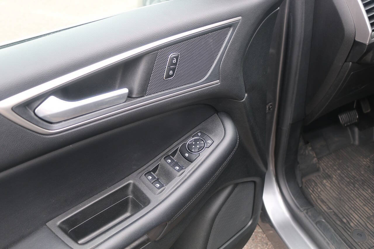 Certified 2023 Ford Edge SEL w/ Convenience Package AWD/4WD image 30