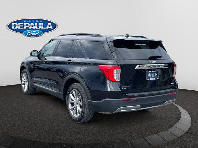 Certified 2021 Ford Explorer XLT w/ Equipment Group 202A AWD/4WD image 4
