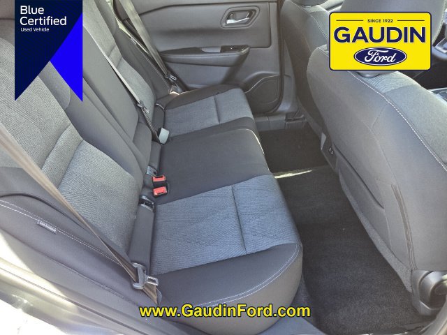 Used 2025 Nissan Rogue SV FWD image 15