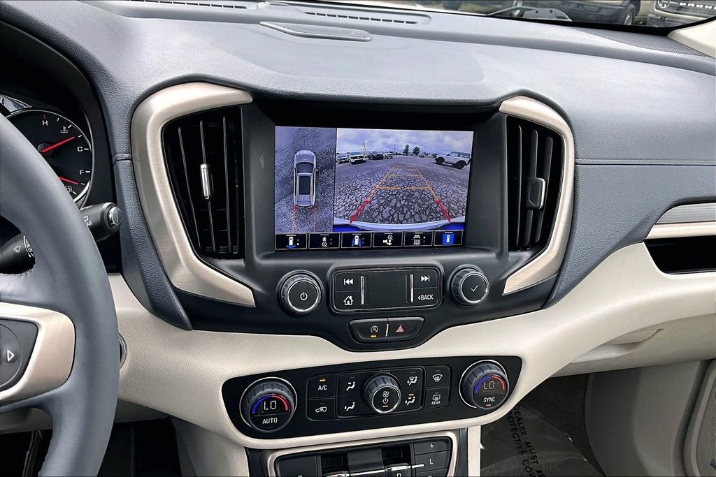 Used 2023 GMC Terrain Denali w/ Denali Premium Package AWD/4WD image 21