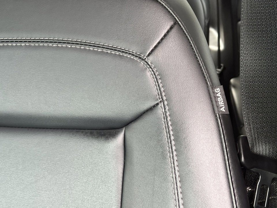 Certified 2023 Ford Explorer XLT w/ Equipment Group 202A image 20