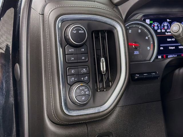 Used 2022 Chevrolet Silverado 2500 High Country w/ Z71 Off-Road Package image 12