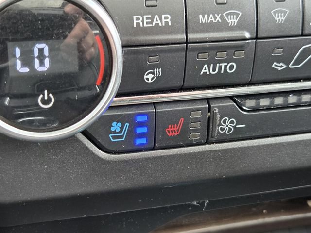 Certified 2020 Ford Expedition Platinum image 15