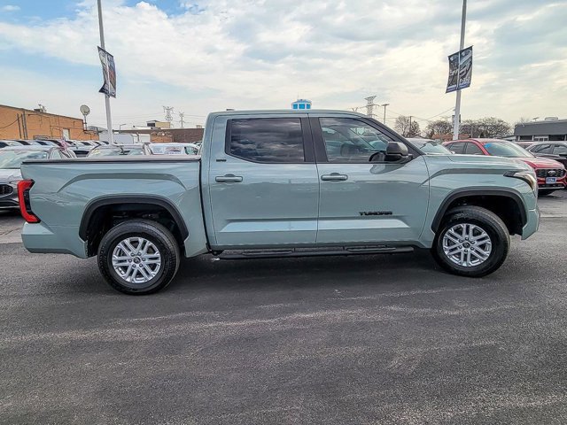 Used 2024 Toyota Tundra SR5 w/ SR5 Premium Package AWD/4WD image 7