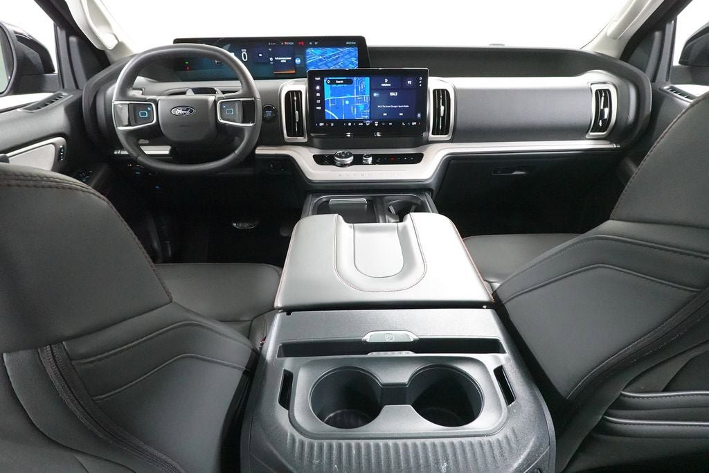 Certified 2025 Ford Expedition Active AWD/4WD image 13
