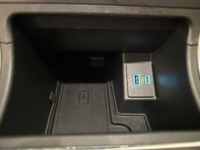 Certified 2024 Ford Edge Titanium image 28