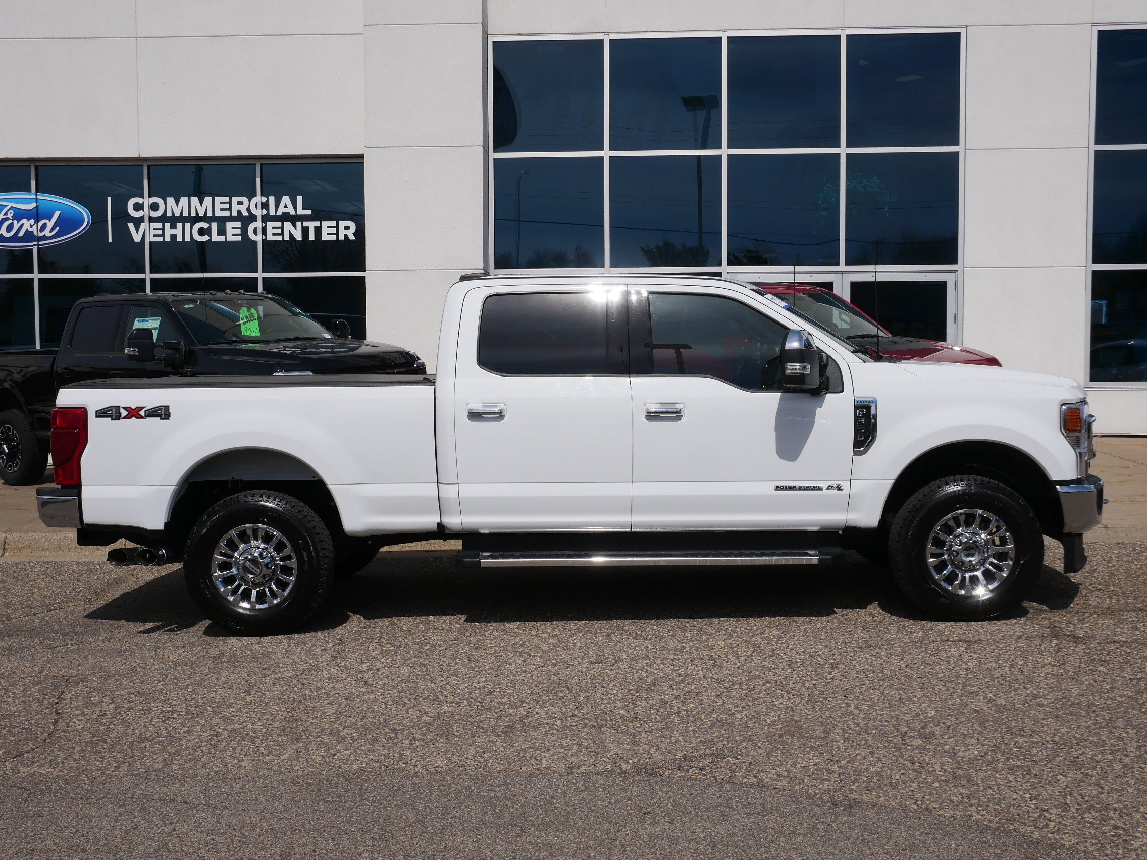 Certified 2022 Ford F350 Lariat w/ Chrome Package AWD/4WD image 2