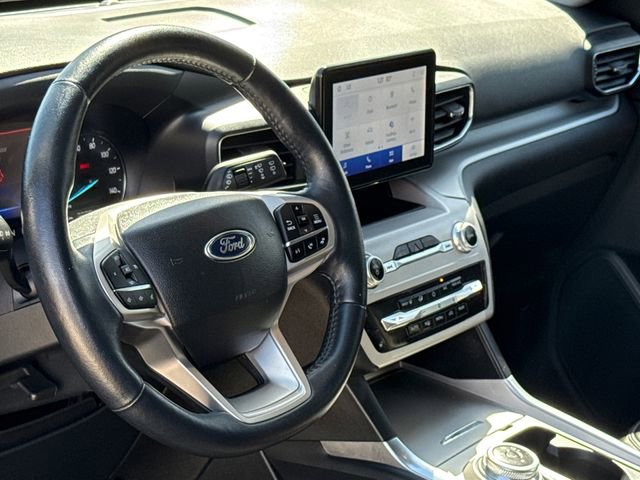 Certified 2023 Ford Explorer XLT w/ Equipment Group 202A image 19