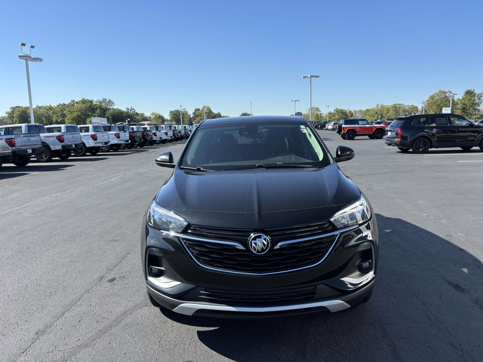 Used 2022 Buick Encore GX Preferred w/ Cold Weather Comfort Package image 2