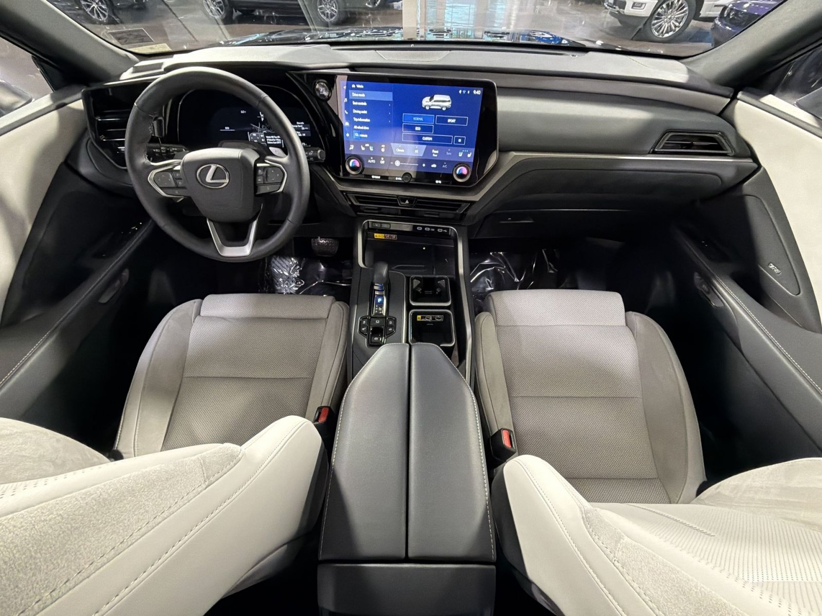 Used 2026 Lexus TX 350 AWD w/ Technology Package image 36