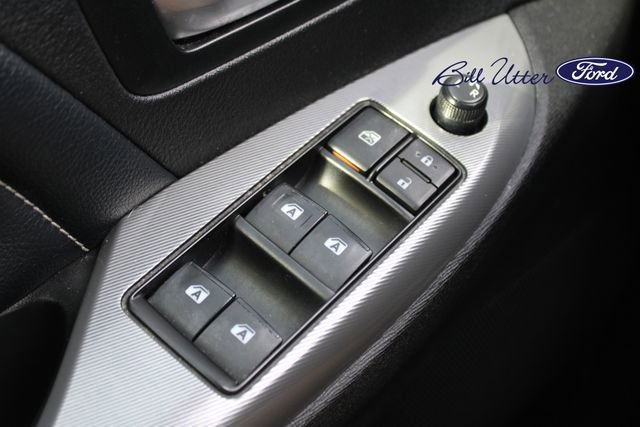 Used 2019 Toyota Sienna SE image 24