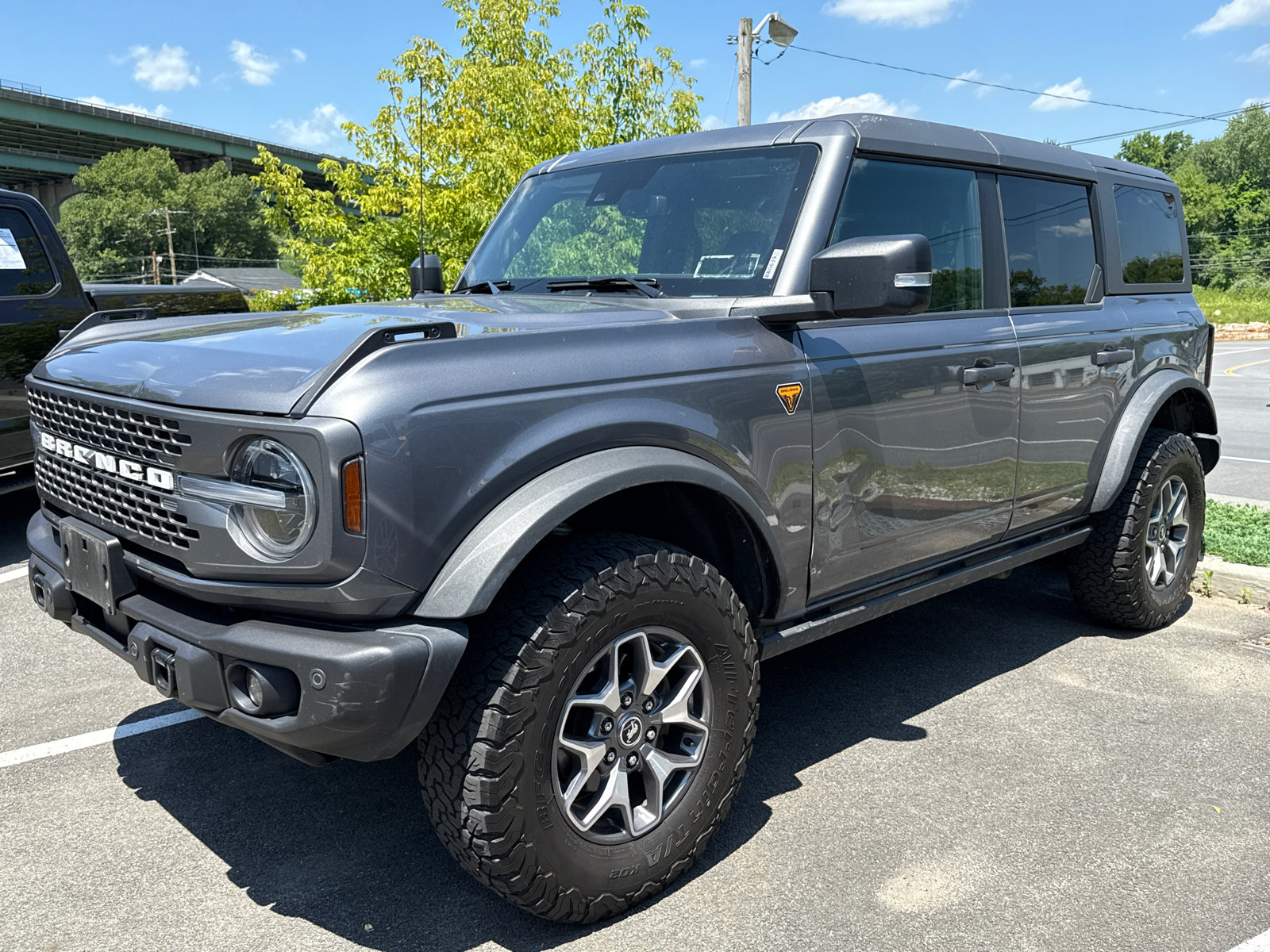 Certified 2023 Ford Bronco Badlands AWD/4WD image 3