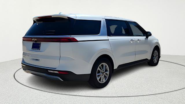 Used 2024 Kia Carnival LX image 31