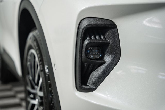 Certified 2024 Ford Escape SE w/ PHEV Premium Package image 16