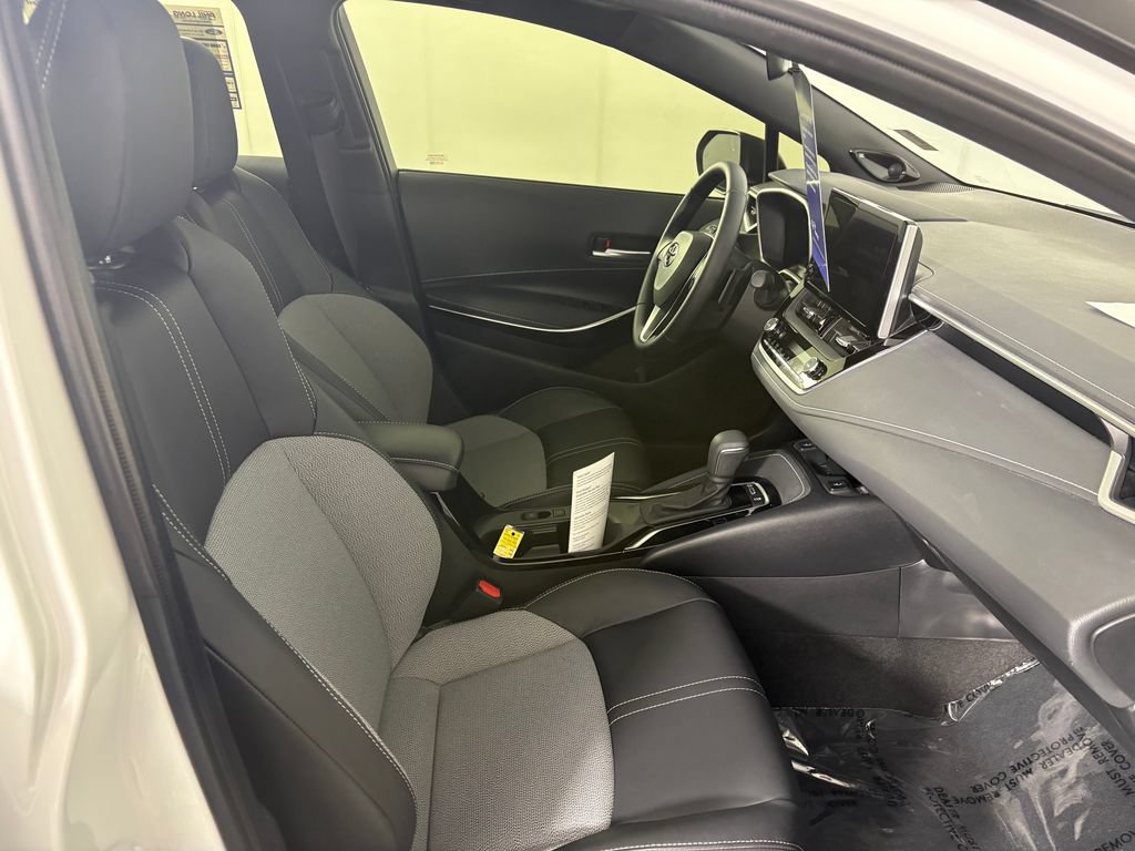 Used 2026 Toyota Corolla XSE FWD image 33