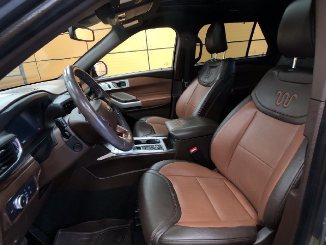 Certified 2022 Ford Explorer King Ranch w/ Premium Technology Package AWD/4WD image 10