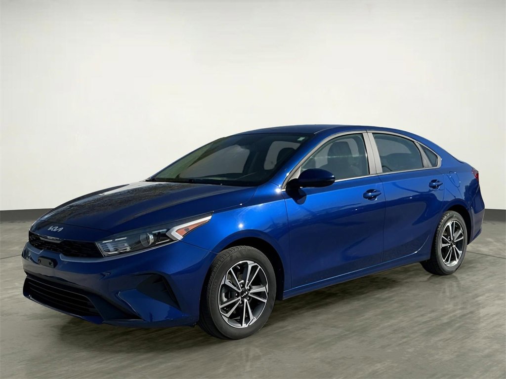 Used 2024 Kia Forte LXS image 1