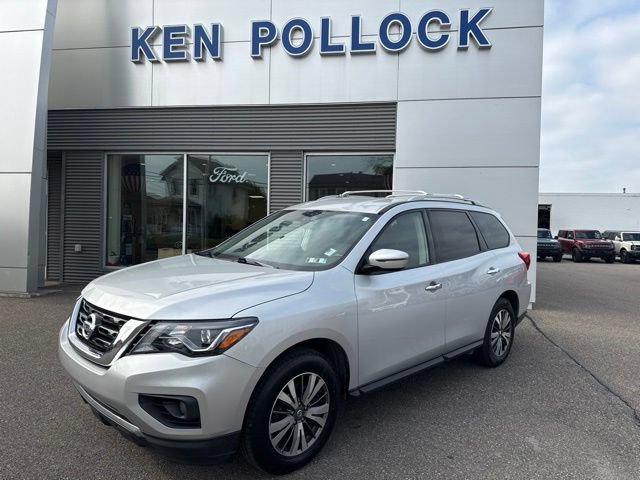 Used 2019 Nissan Pathfinder SV AWD/4WD image 2