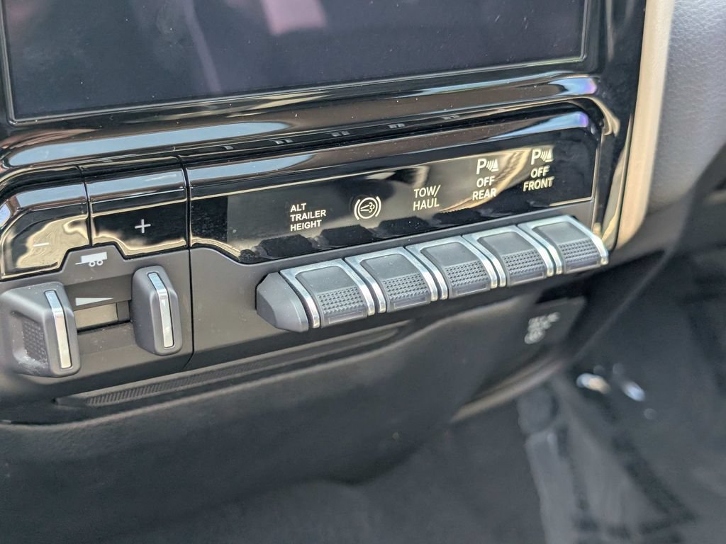 Used 2020 RAM 2500 Laramie AWD/4WD image 40