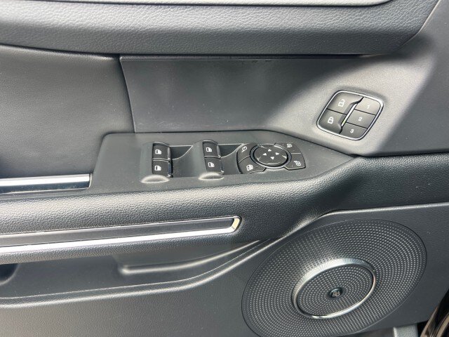 Certified 2022 Ford Expedition Limited AWD/4WD image 11