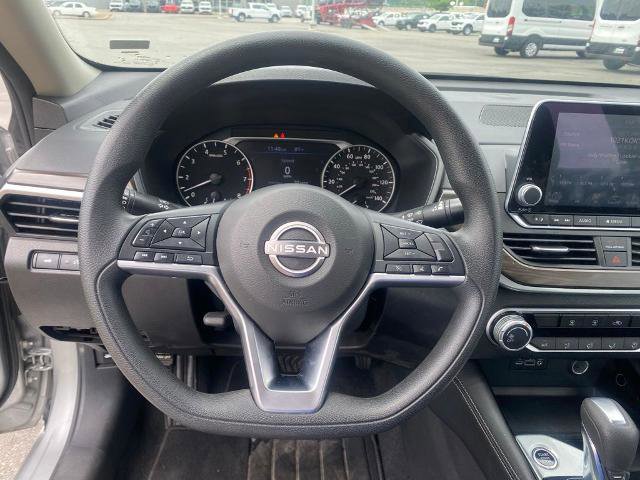 Used 2023 Nissan Altima 2.5 SV FWD image 18