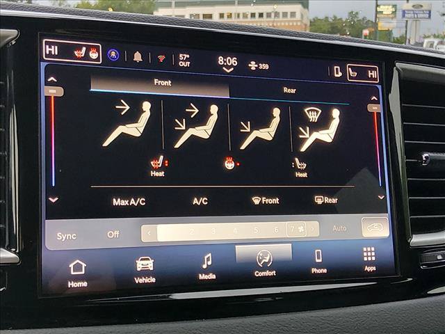 Used 2025 Chrysler Pacifica Select FWD image 19