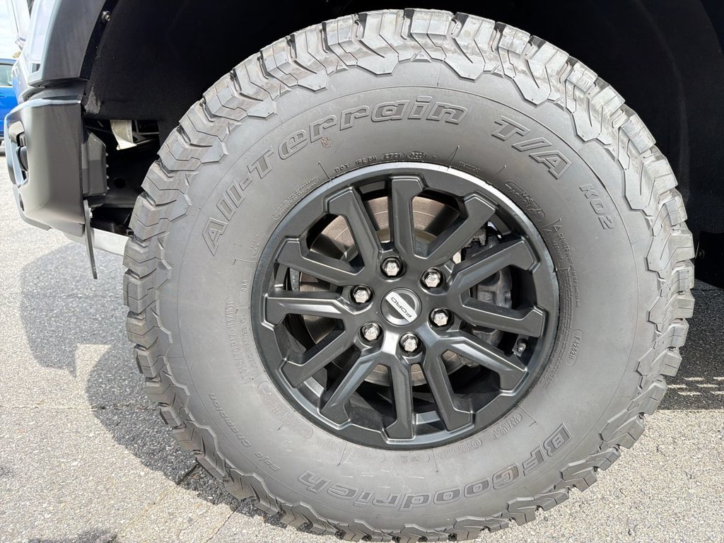 Certified 2025 Ford F150 Raptor AWD/4WD image 11