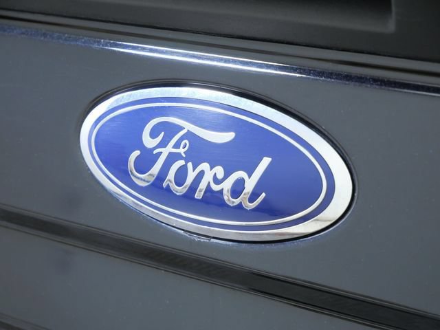 Certified 2022 Ford F250 Lariat w/ Lariat Ultimate Package AWD/4WD image 8