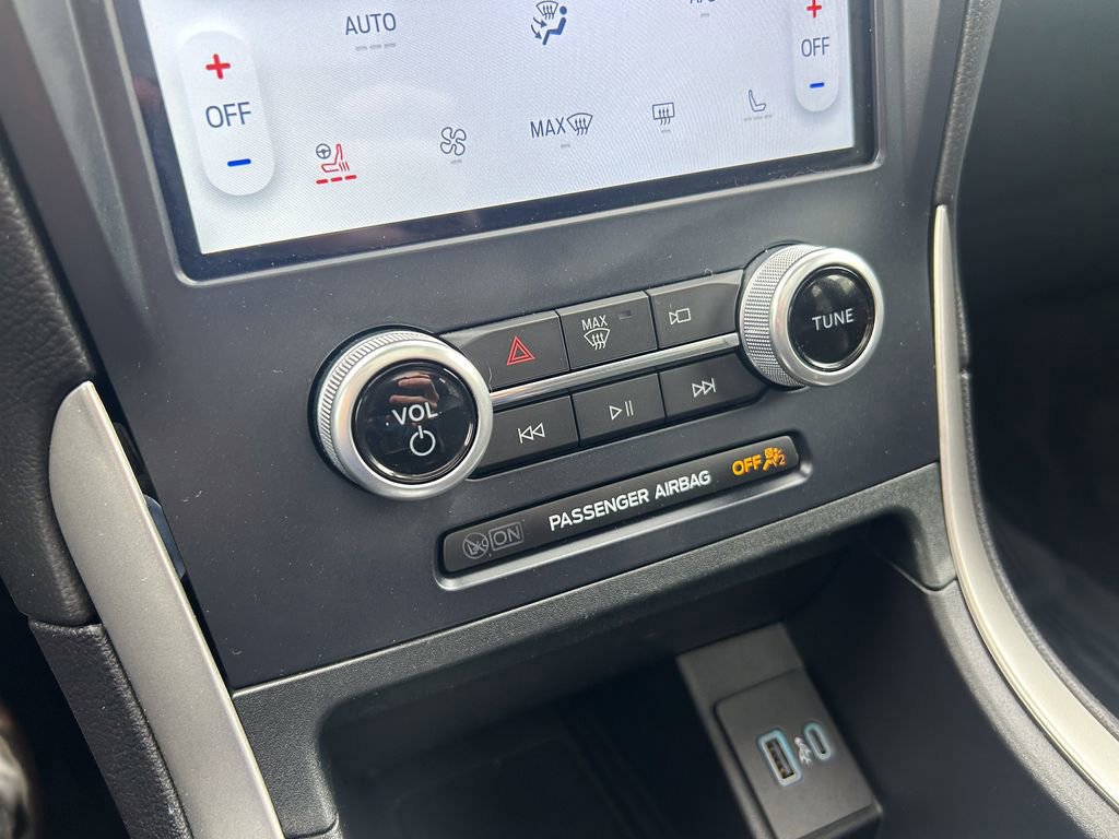 Certified 2023 Ford Edge ST-Line image 27