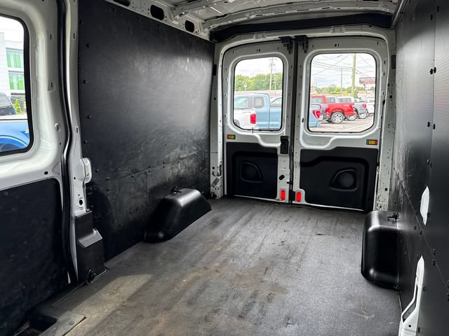 Certified 2019 Ford Transit 250 148 Medium Roof RWD image 19