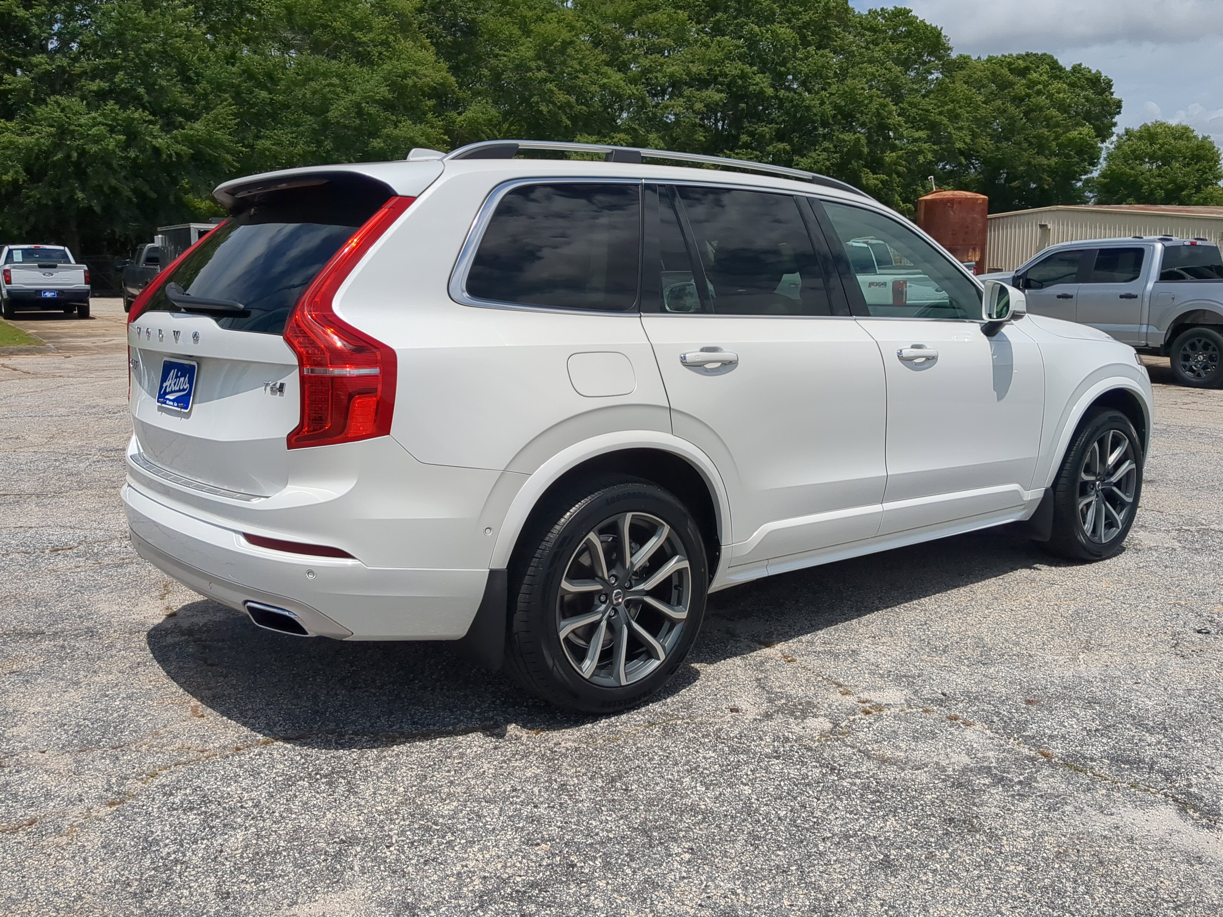 Used 2019 Volvo XC90 T6 Momentum w/ Advanced Package AWD/4WD image 3