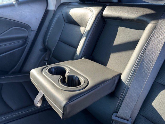 Used 2022 GMC Terrain SLT w/ Infotainment Package II image 23