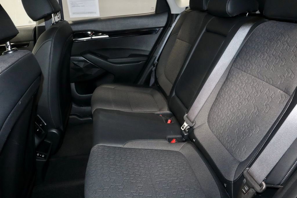 Used 2025 Kia Seltos S image 22