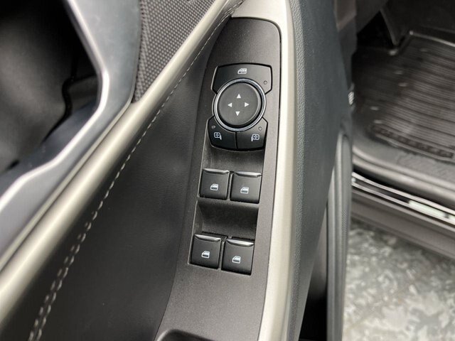 Certified 2023 Ford Explorer XLT w/ Equipment Group 202A AWD/4WD image 10