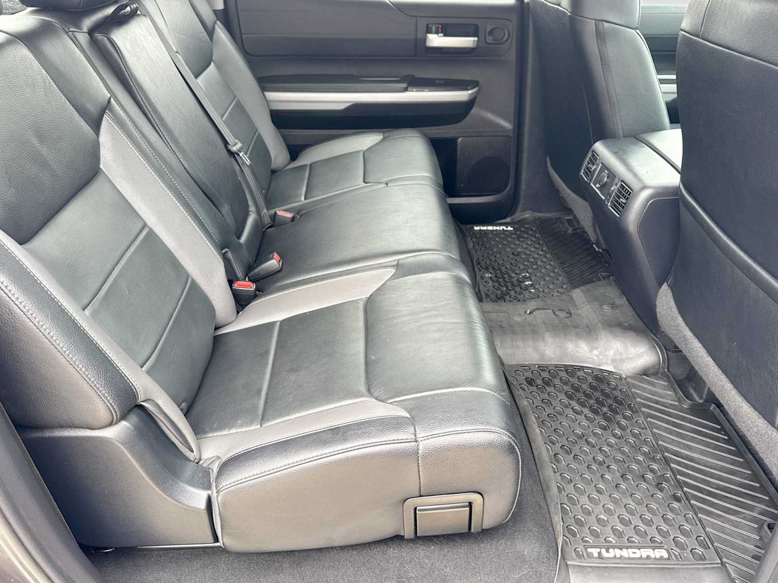 Used 2019 Toyota Tundra Limited AWD/4WD image 21