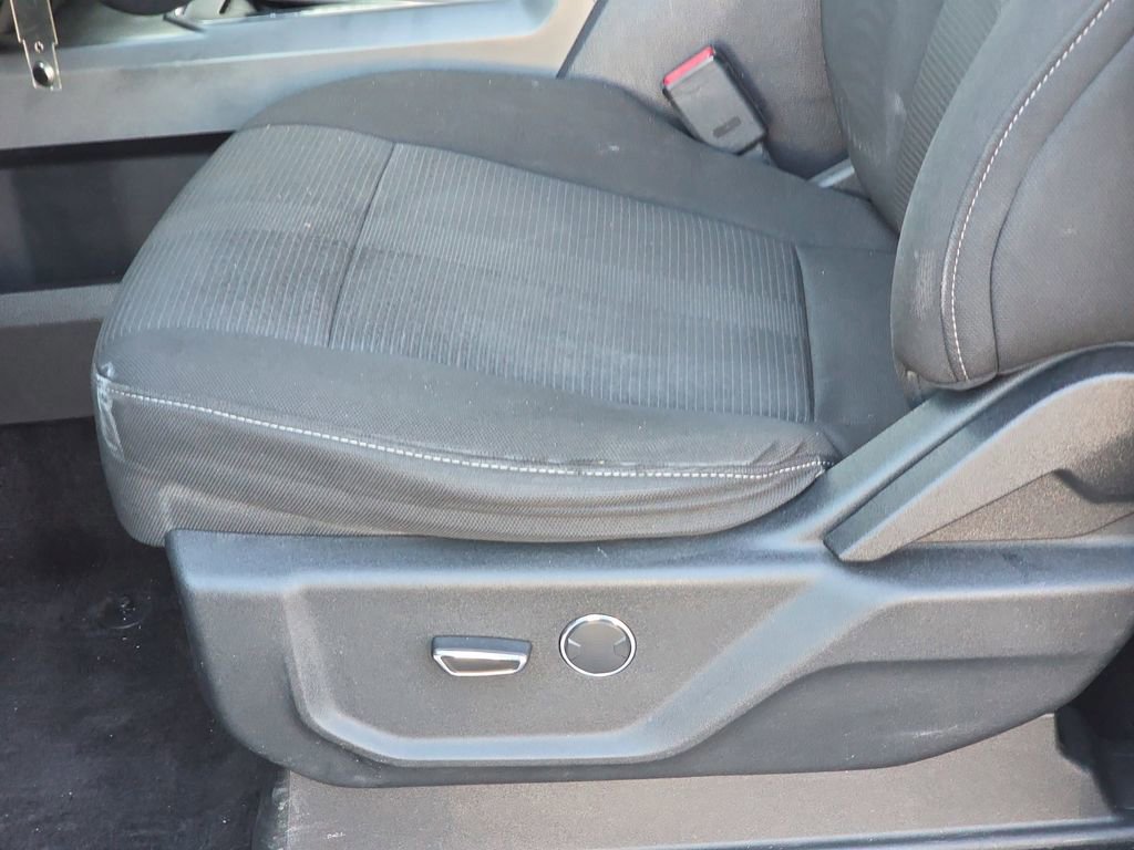 Certified 2017 Ford F150 XLT w/ Equipment Group 301A Mid image 26