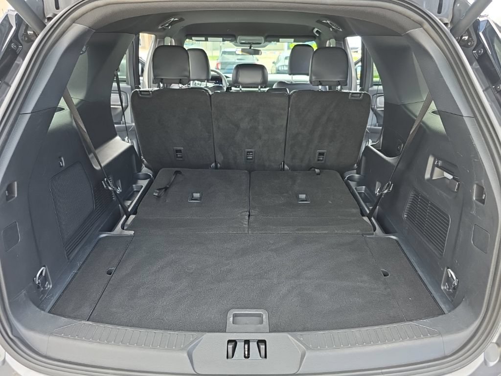 Certified 2025 Ford Explorer ST-Line w/ ST-Line Street Pack AWD/4WD image 8