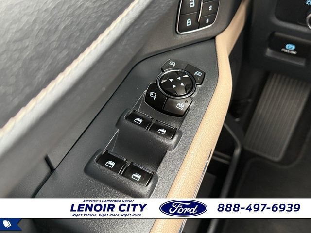 Certified 2023 Ford Expedition Limited image 18