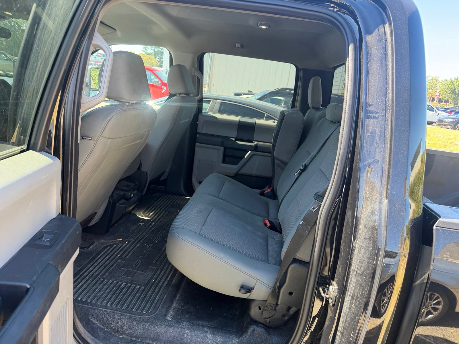 Certified 2022 Ford F250 XL w/ STX Appearance Package RWD image 11