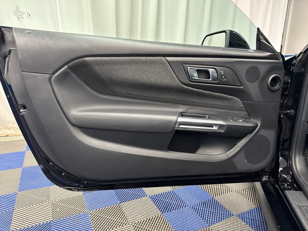 Certified 2025 Ford Mustang GT RWD image 11