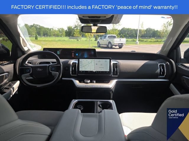 Certified 2025 Ford Expedition Max Platinum w/ Driver's Package AWD/4WD image 27
