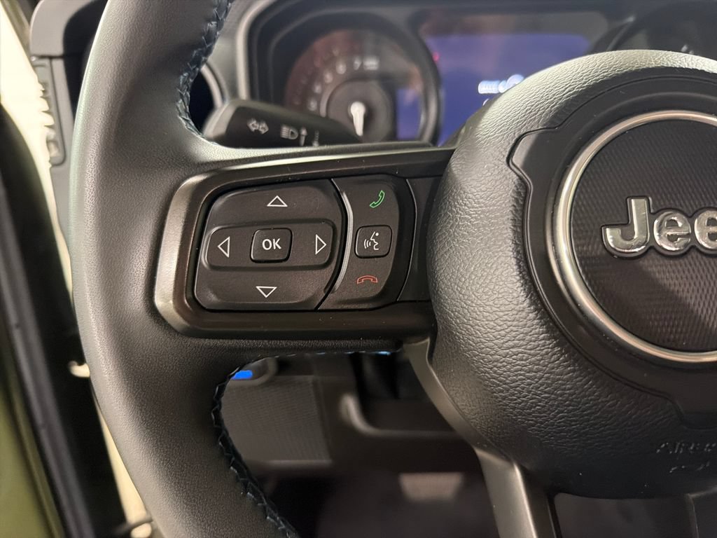 Used 2024 Jeep Wrangler Unlimited Rubicon 4xe AWD/4WD image 20