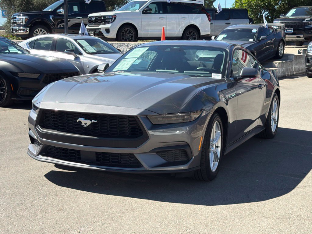 Certified 2026 Ford Mustang Coupe RWD image 5