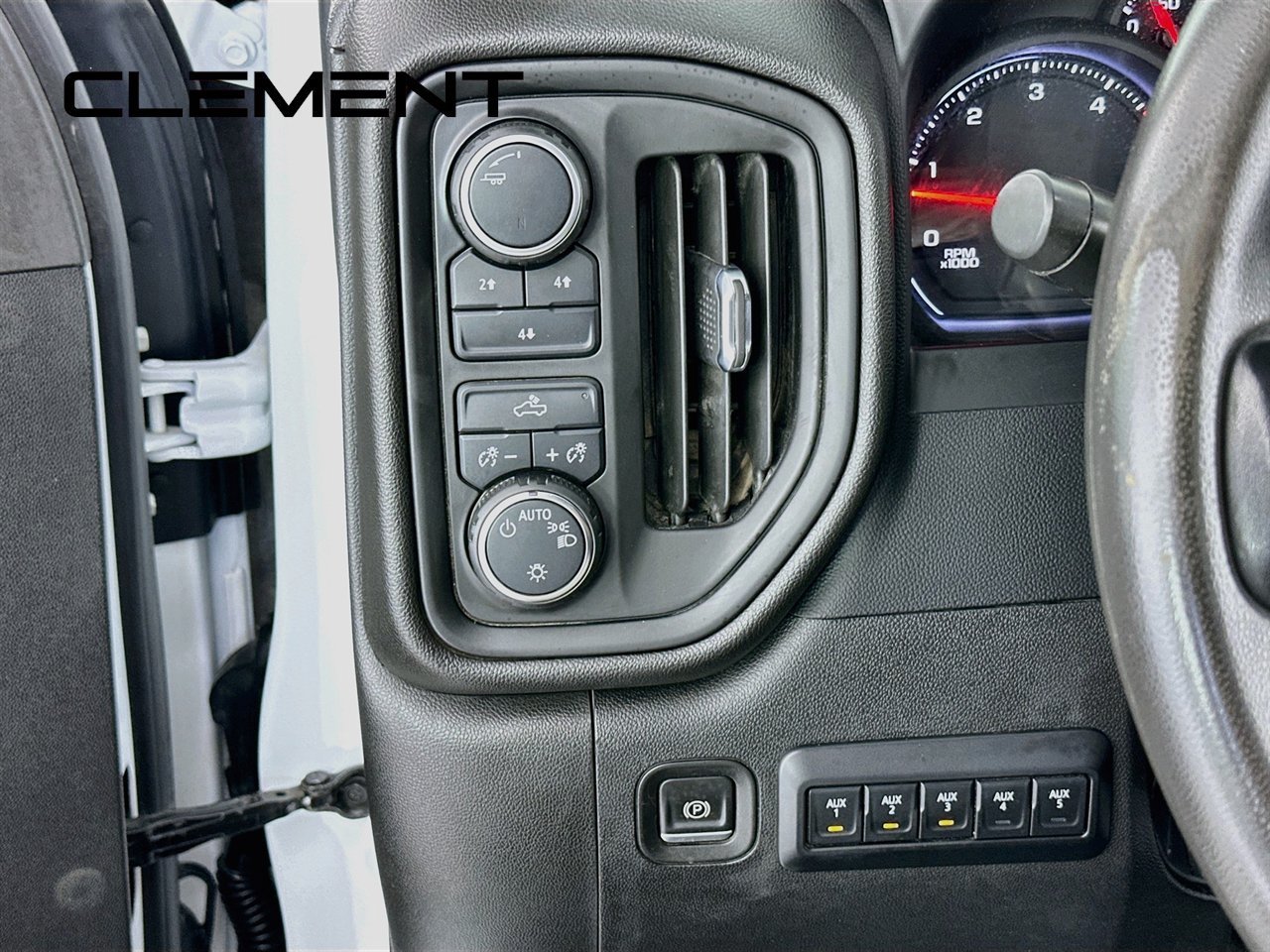 Used 2022 Chevrolet Silverado 2500 W/T w/ Gooseneck/5TH Wheel Package AWD/4WD image 14