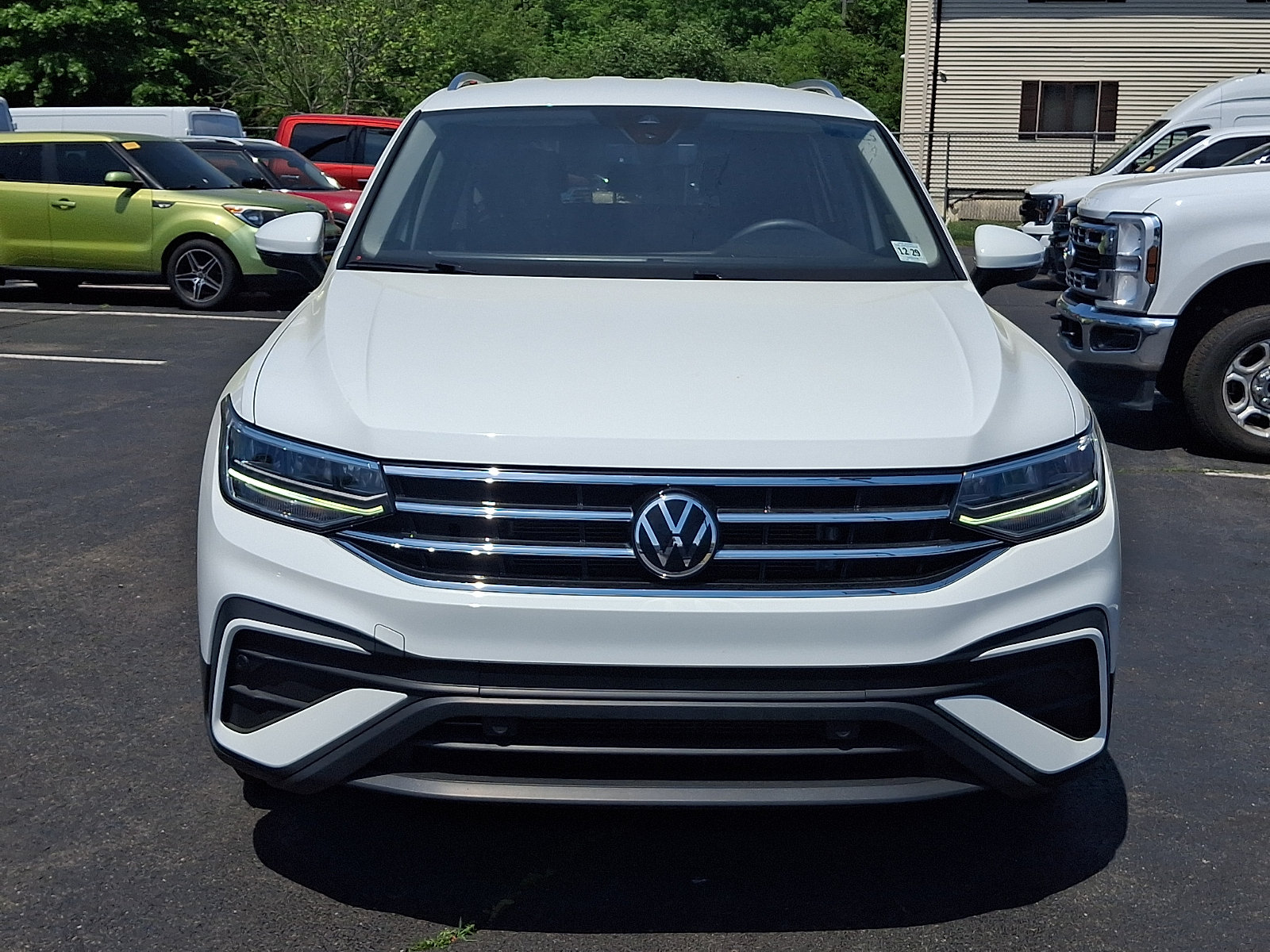 Used 2024 Volkswagen Tiguan SE AWD/4WD video 2