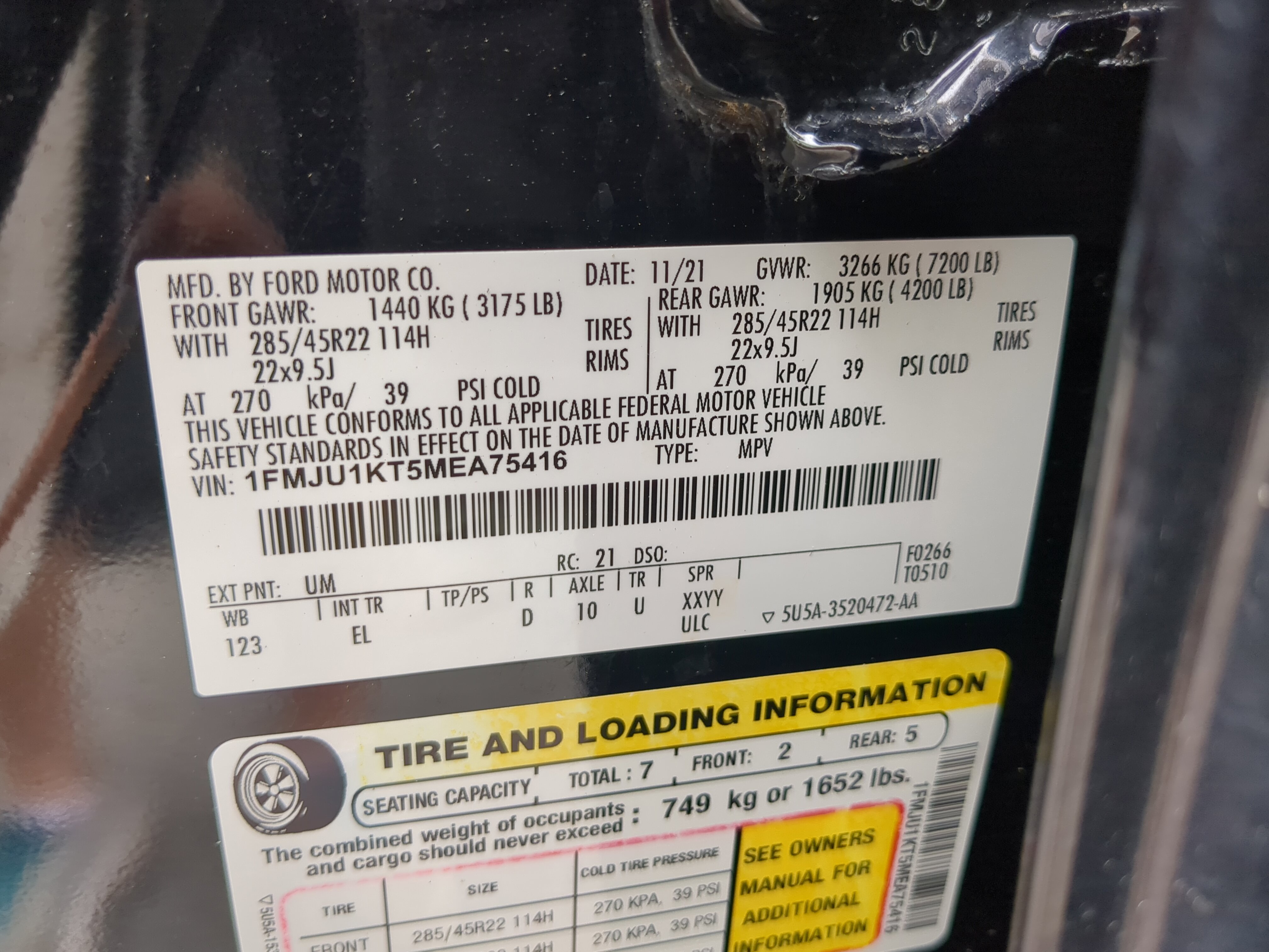 Certified 2021 Ford Expedition Limited RWD image 29