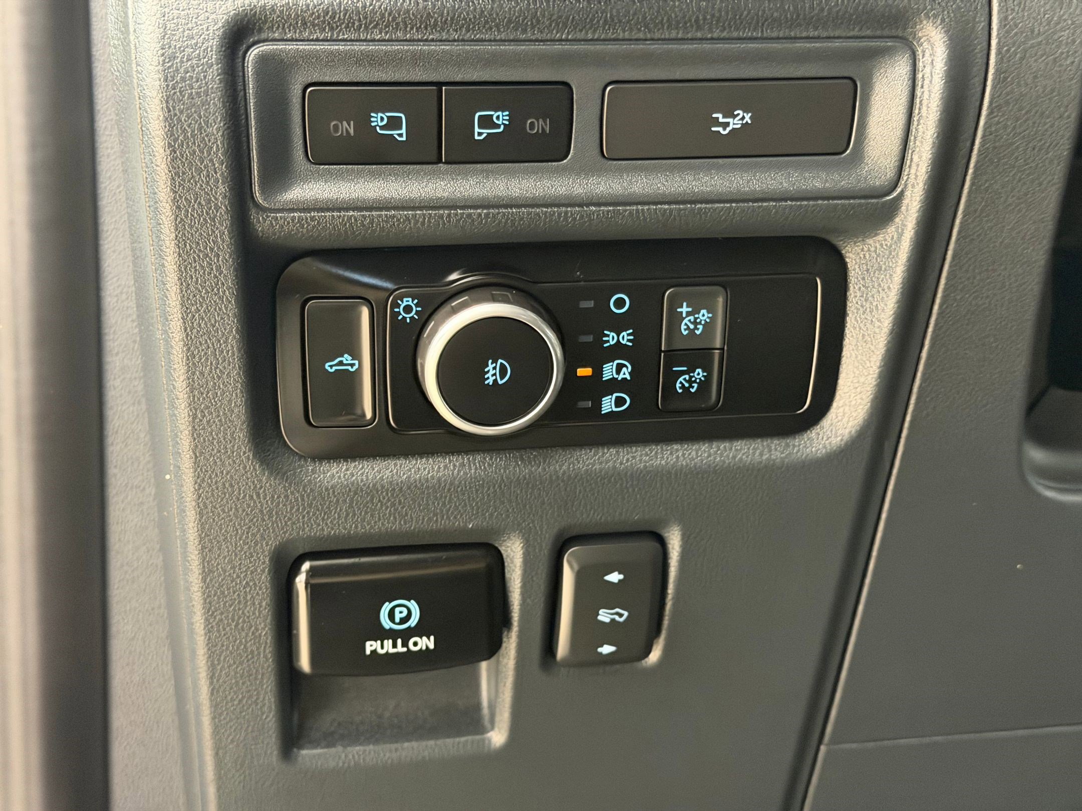 Certified 2023 Ford F150 XLT w/ Equipment Group 302A High image 31