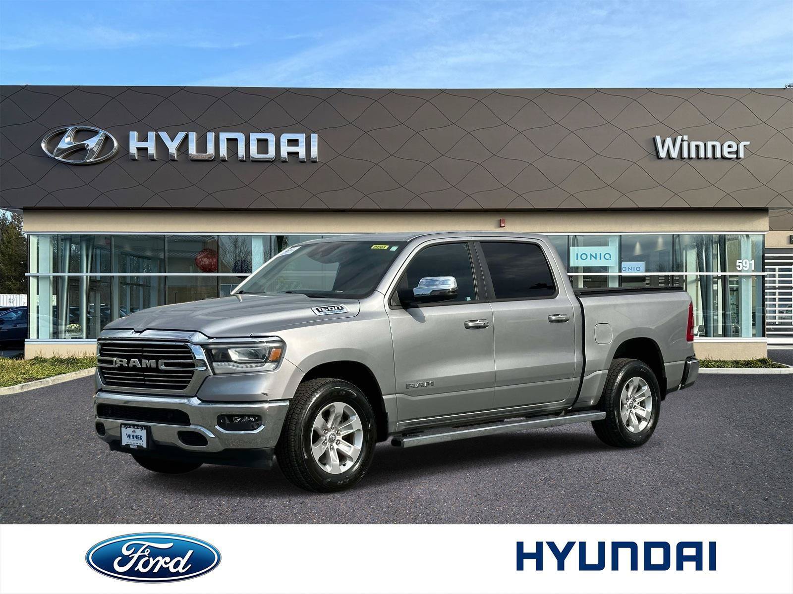 Used 2023 RAM 1500 Laramie AWD/4WD image 1